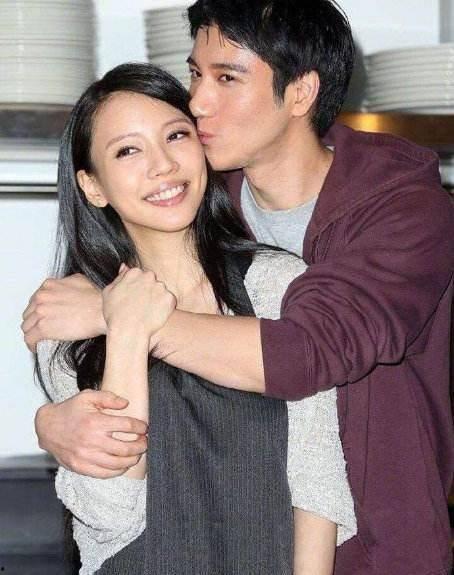 娱乐圈吃瓜王力宏微博,吃瓜群众狂欢  第2张