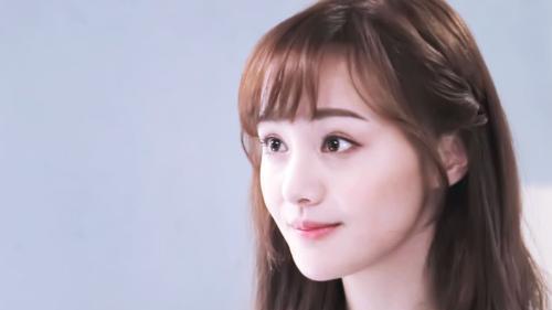 娱乐吃瓜酱美颜,揭秘明星幕后护肤秘籍  第2张